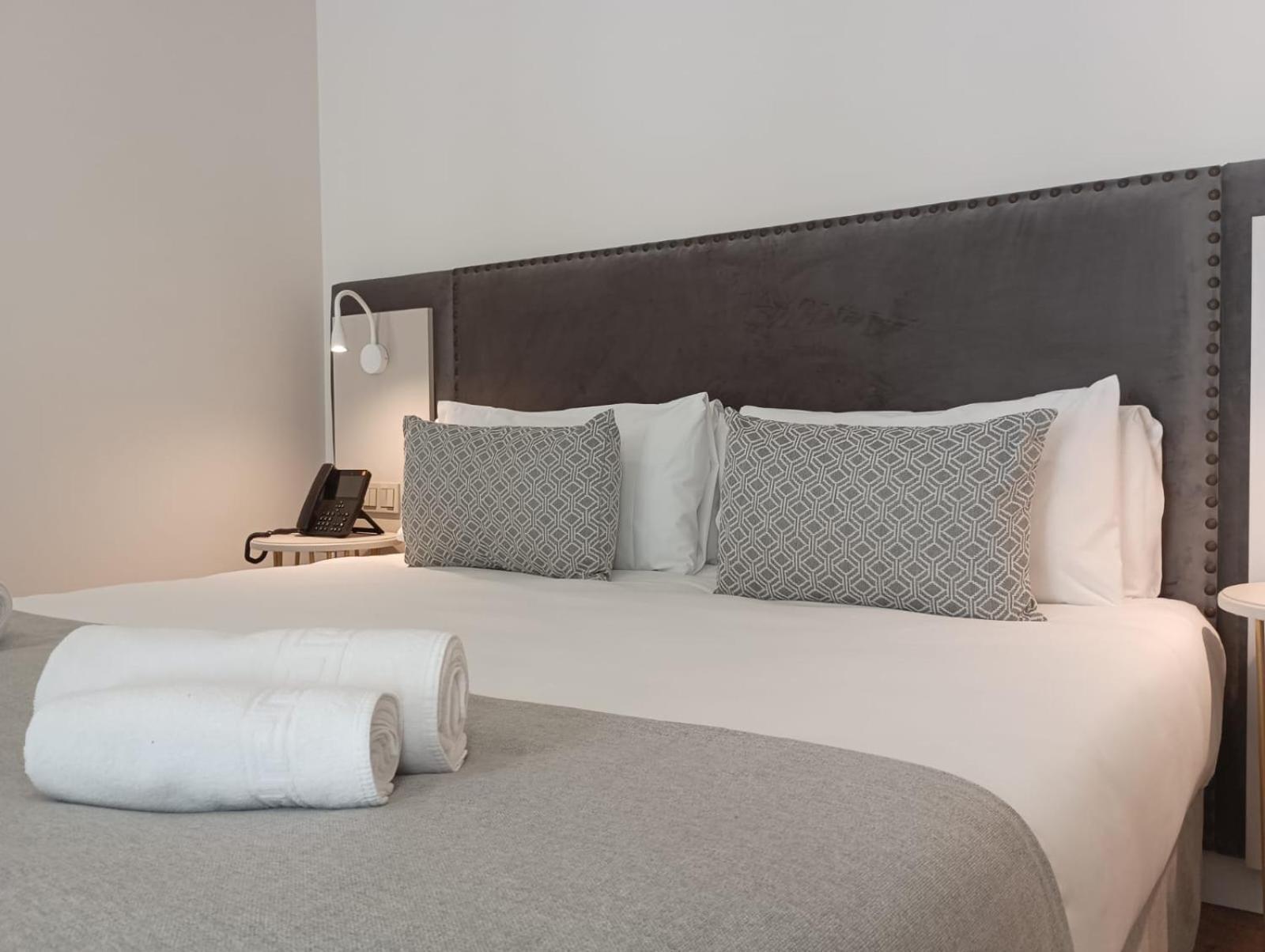 Hotel Boutique La Brisa Del Mar Estepona Room photo